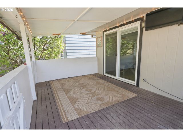 1911 Sw PERKINS Ave, Pendleton, OR 97801