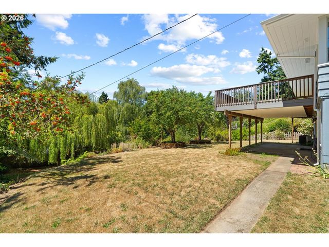 6135 Sw 41ST Ave, Portland, OR 97221