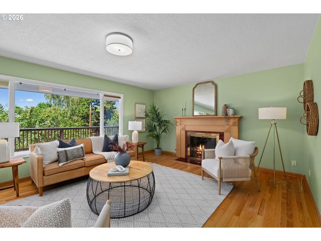 6135 Sw 41ST Ave, Portland, OR 97221