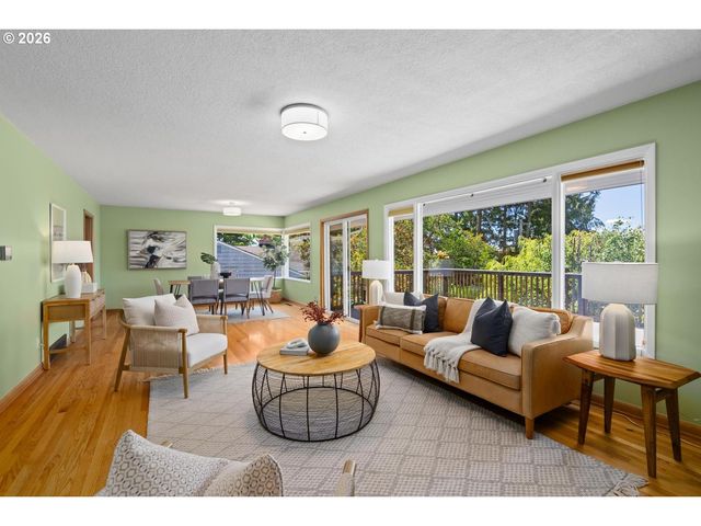6135 Sw 41ST Ave, Portland, OR 97221
