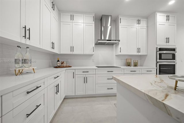 5209 SW 22nd St, West Park, FL 33023
