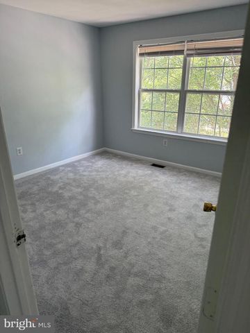 2589 MERGANSER CT, Waldorf, MD 20601
