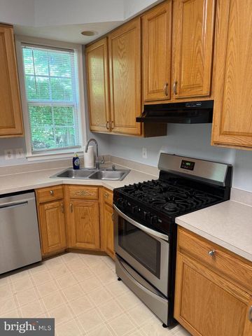 2589 MERGANSER CT, Waldorf, MD 20601
