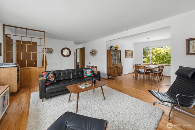16630 3rd Avenue S, Burien, WA 98148