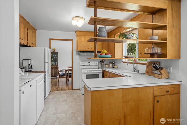 16630 3rd Avenue S, Burien, WA 98148