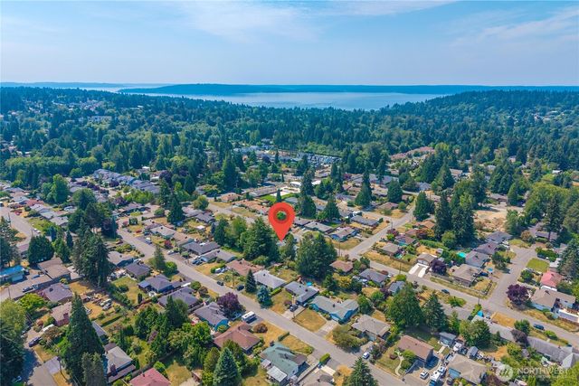16630 3rd Avenue S, Burien, WA 98148