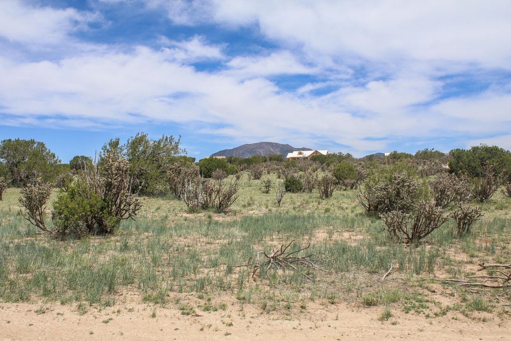 1 Taluca Court, Edgewood, NM 87015
