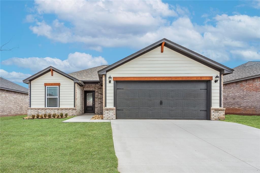 1808 Palmatum Road, El Reno, OK 73036