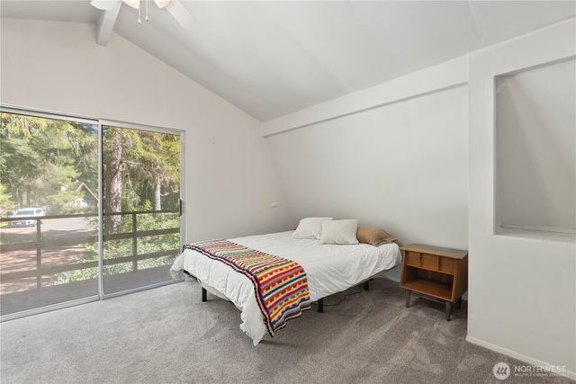 141 N Handicap Place, Hoodsport, WA 98548