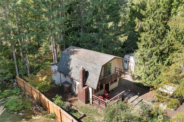 141 N Handicap Place, Hoodsport, WA 98548