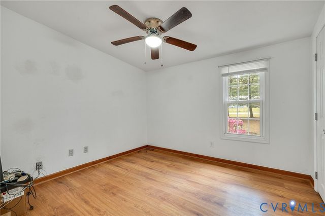 9975 Grove Ct, Gloucester, VA 23061