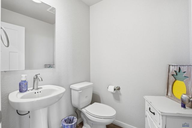 642 AARON CT, Rapid City, SD 57703