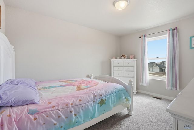642 AARON CT, Rapid City, SD 57703
