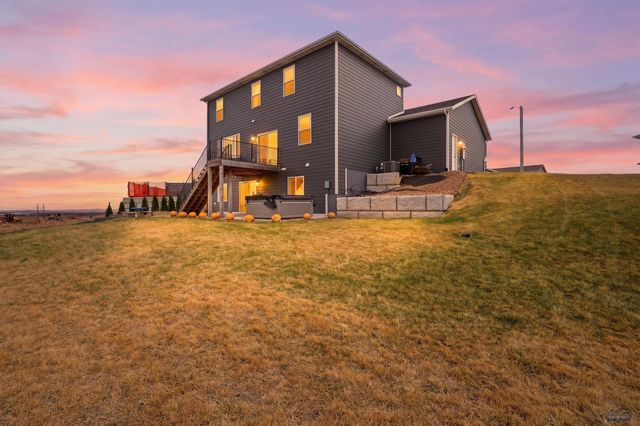 642 AARON CT, Rapid City, SD 57703