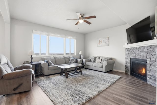 642 AARON CT, Rapid City, SD 57703