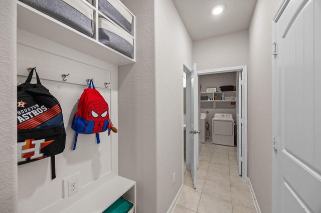 410 Weimer Lagoon Road, La Porte, TX 77571