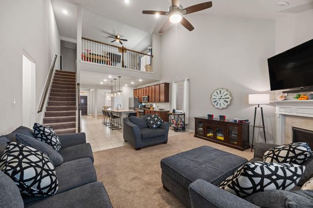 410 Weimer Lagoon Road, La Porte, TX 77571