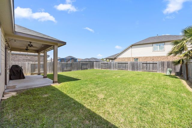 410 Weimer Lagoon Road, La Porte, TX 77571