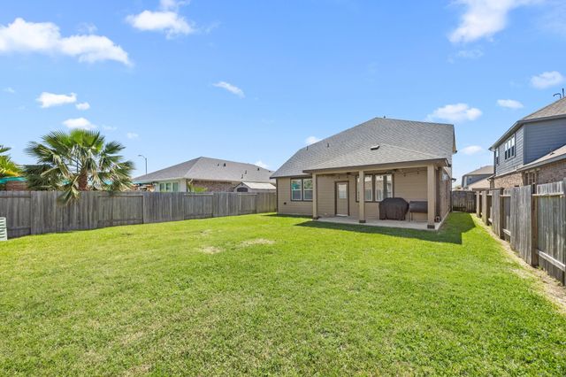 410 Weimer Lagoon Road, La Porte, TX 77571