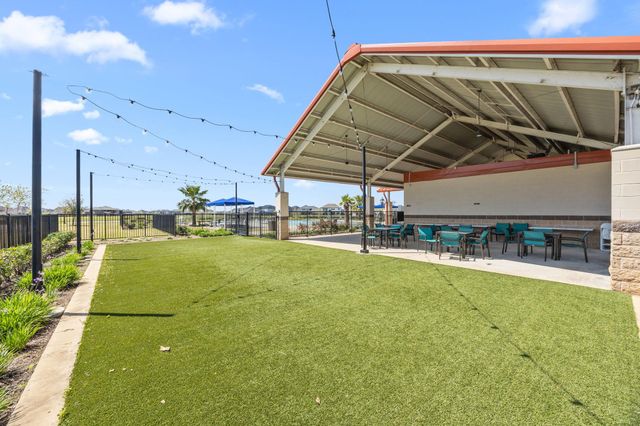 410 Weimer Lagoon Road, La Porte, TX 77571