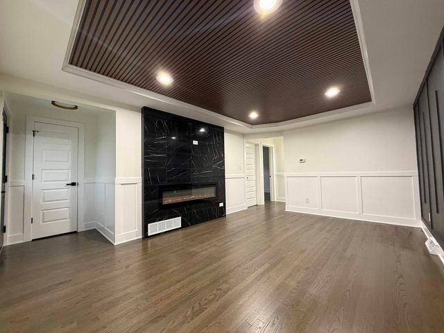 6230 W 63rd Place, Chicago, IL 60638