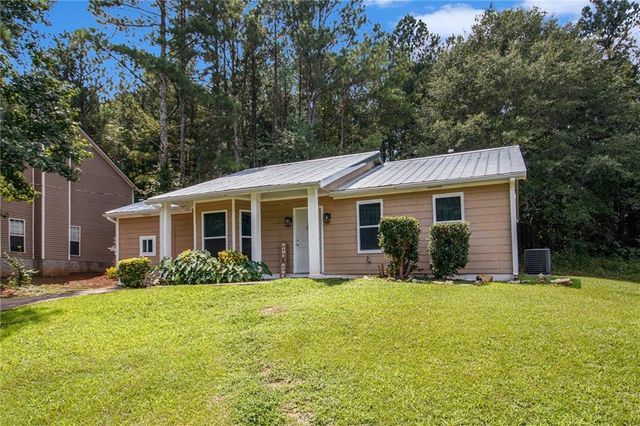 6945 Brown S Drive, Fairburn, GA 30213