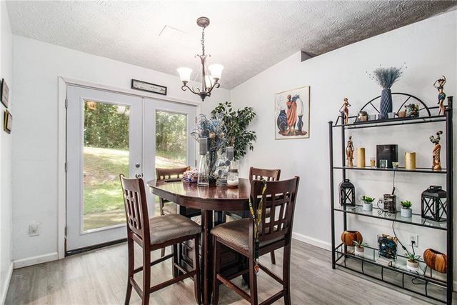 6945 Brown S Drive, Fairburn, GA 30213