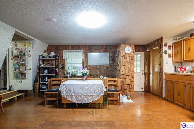 4296 Berrytown Road, Rineyville, KY 40162