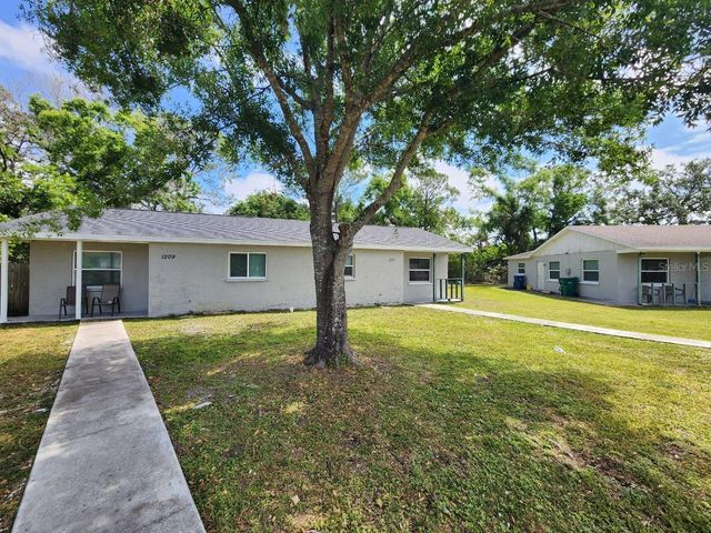 1209 62ND AVENUE E, Bradenton, FL 34203