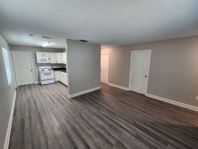 1209 62ND AVENUE E, Bradenton, FL 34203