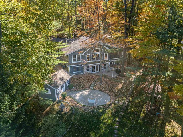 4460 Queens Way, Gladwin, MI 48624