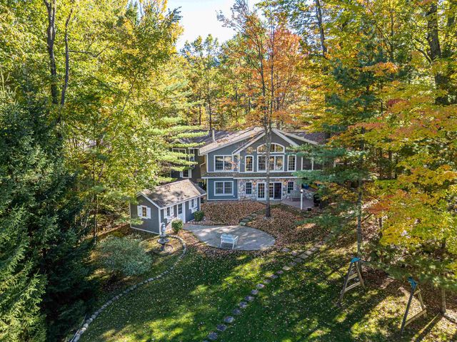 4460 Queens Way, Gladwin, MI 48624