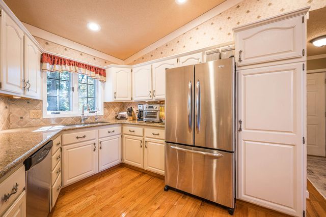 4460 Queens Way, Gladwin, MI 48624