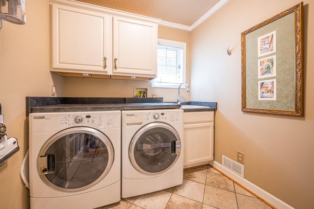 4460 Queens Way, Gladwin, MI 48624