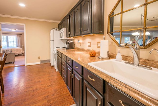 4460 Queens Way, Gladwin, MI 48624