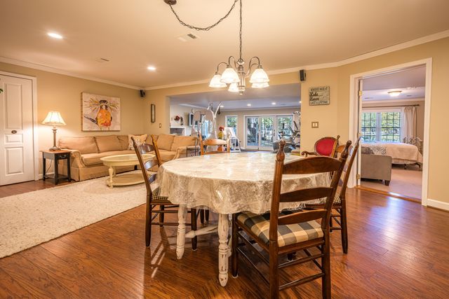 4460 Queens Way, Gladwin, MI 48624