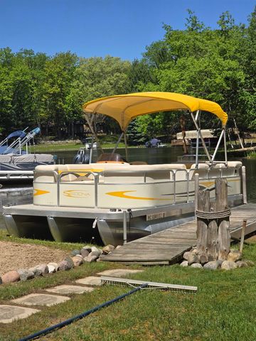 4460 Queens Way, Gladwin, MI 48624