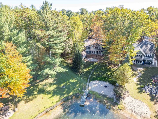 4460 Queens Way, Gladwin, MI 48624