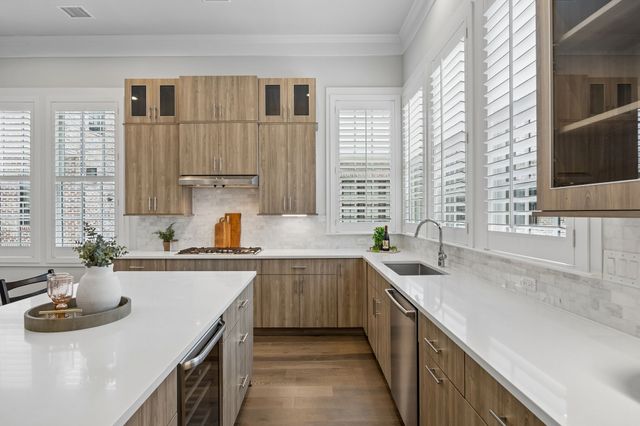 14971 Oak Street, Addison, TX 75001