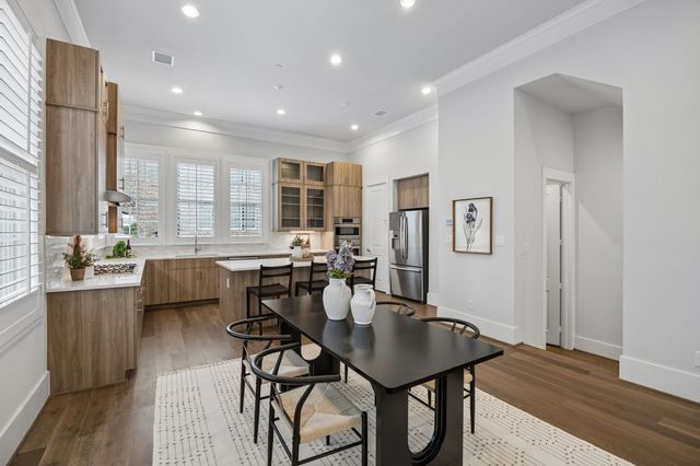 14971 Oak Street, Addison, TX 75001