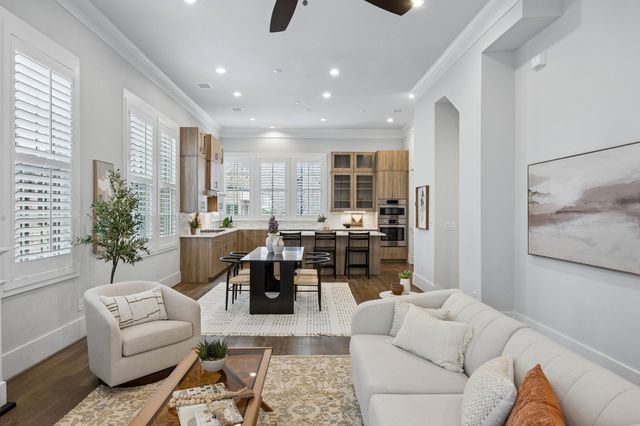 14971 Oak Street, Addison, TX 75001