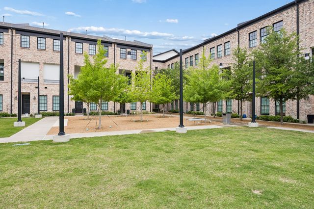 14971 Oak Street, Addison, TX 75001