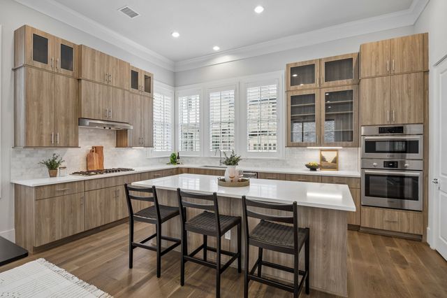 14971 Oak Street, Addison, TX 75001