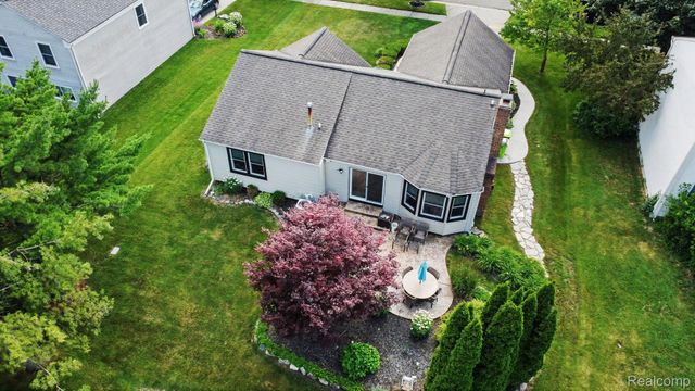24404 Jamestowne Road, Novi, MI 48375