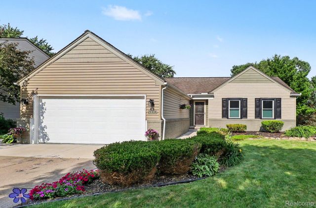 24404 Jamestowne Road, Novi, MI 48375