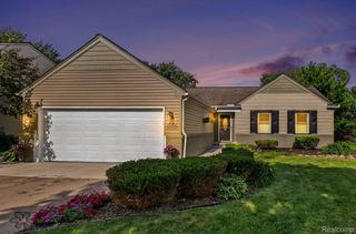 24404 Jamestowne Road, Novi, MI 48375