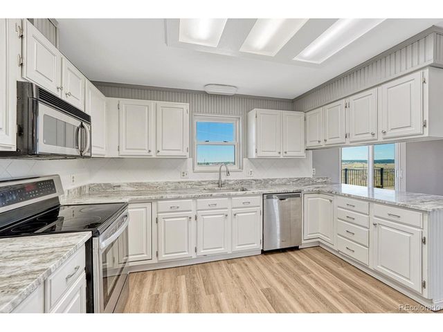 1799 Appaloosa Trl, Elizabeth, CO 80107