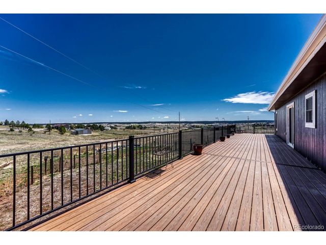 1799 Appaloosa Trl, Elizabeth, CO 80107