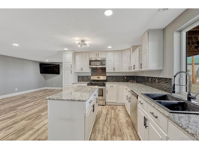 1799 Appaloosa Trl, Elizabeth, CO 80107