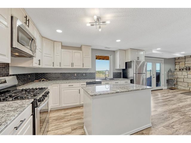 1799 Appaloosa Trl, Elizabeth, CO 80107